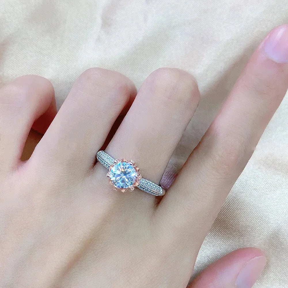 1 Carat D Color White And Red Moissanite Ring For Women S925 Sterling Silver Plate Pt950 Wedding Band Fine Jewelry Wholesale