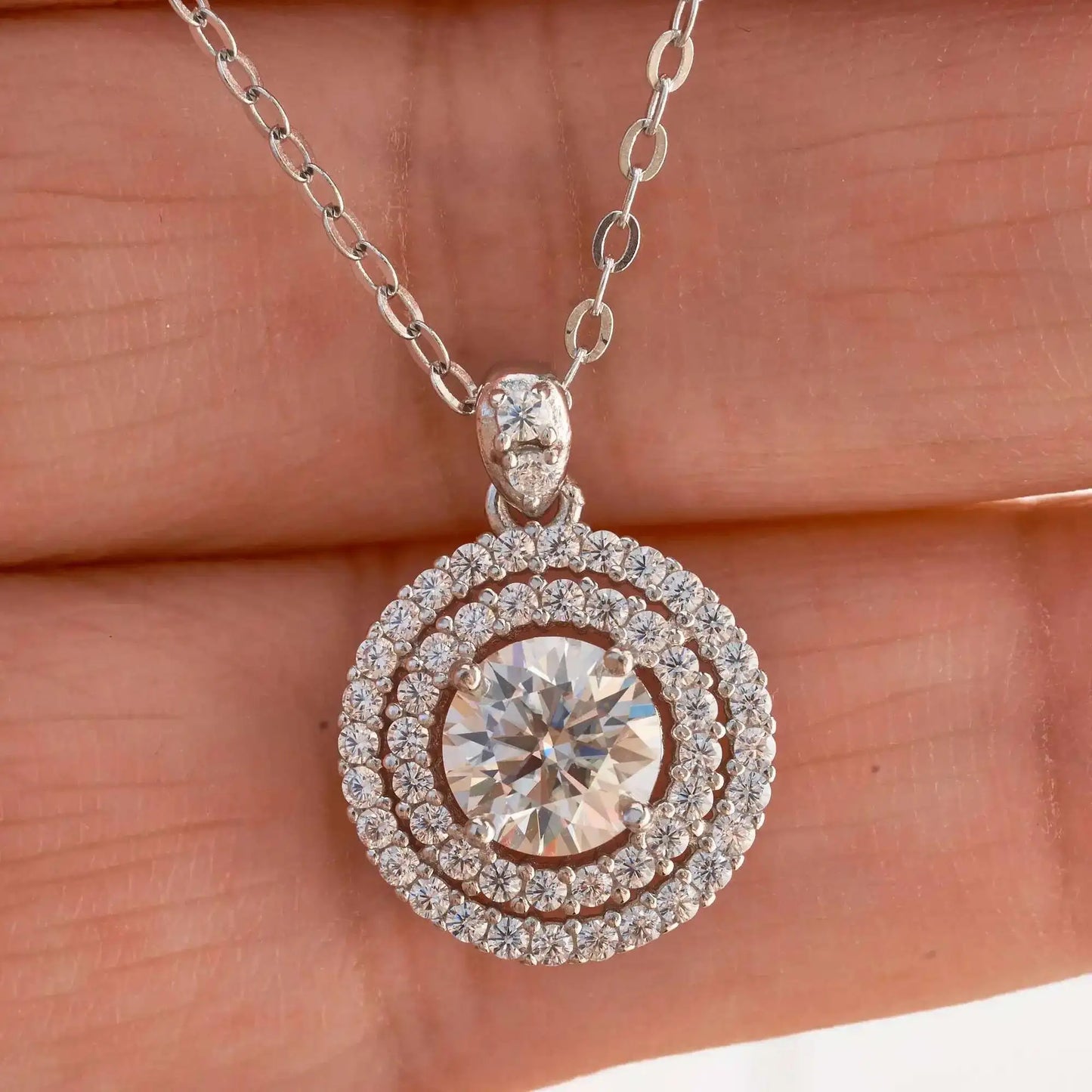 1 Carat Moissanite Pendant Necklace