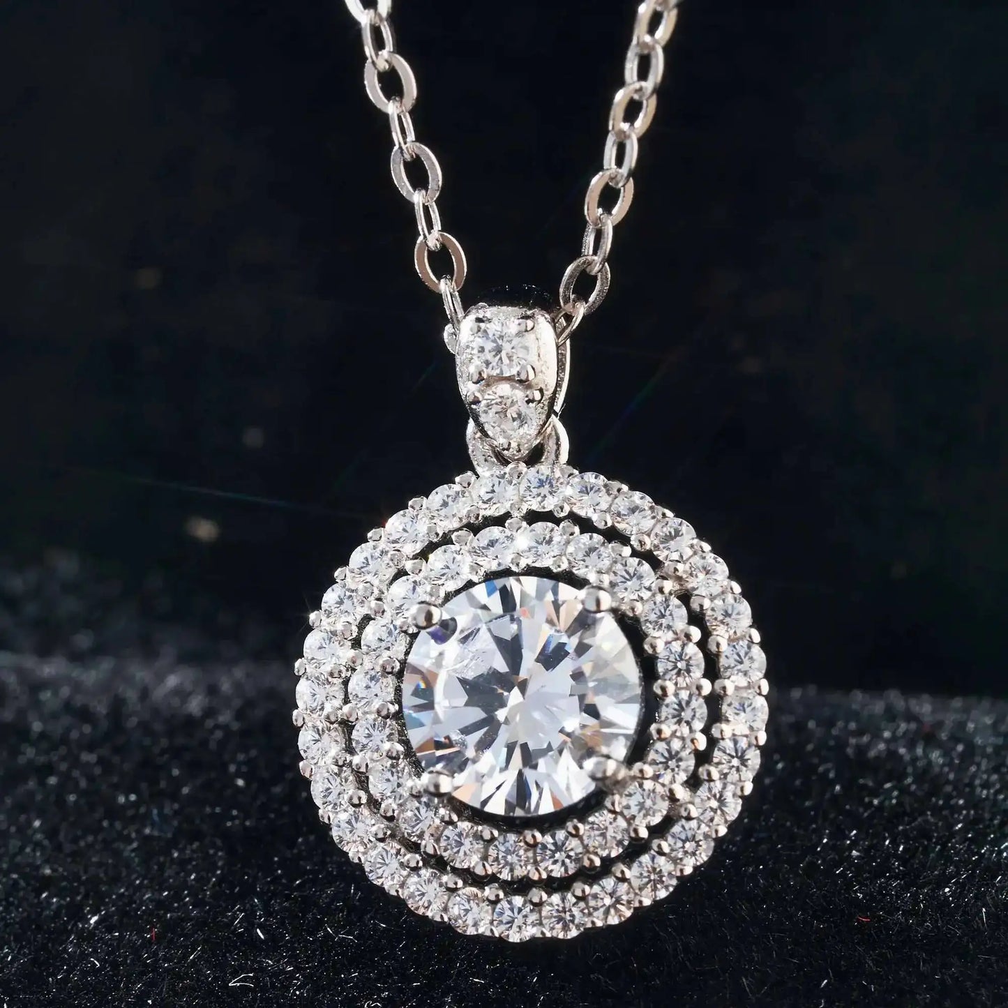 1 Carat Moissanite Pendant Necklace